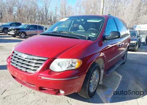 2005 Chrysler Town & Country Limited z USA, uszkodzony, nr VIN 2C8GP64L95R562993
